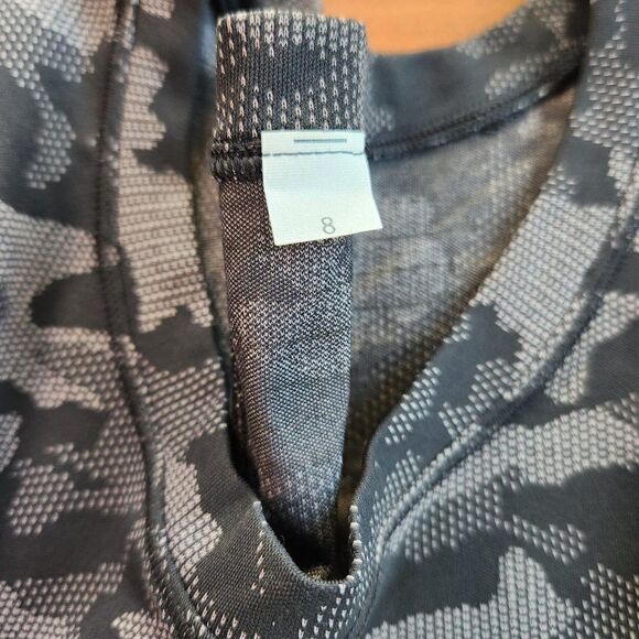 Lululemon Long Distance Short Sleeve - Picture 6 of 9